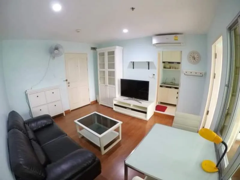 Condo for rent, The Niche Huai Khwang, meets all lifestyles, near both eating places, tourist attractions, shopping areas