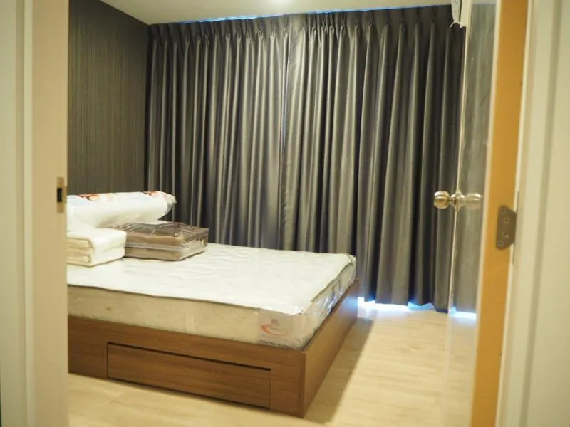 ด่วนน ห้อง 2 bed ตกแต่งสวยมาก ติดวอลทั้งห้อง ใหม่เอี่ยมอ่องแบบ 37 ตารางเมตร ค่าเช่าเพียง 17,000 บาท