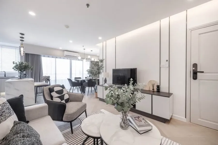 ขาย TOP VIEW TOWER สุขุมวิท 59 ชั้น 21 วิวดี แปลนสวย พื้นที่ใช้งานลงตัว แต่ละห้องไม่คับแคบ รีบคว้าเอาไว้เลย