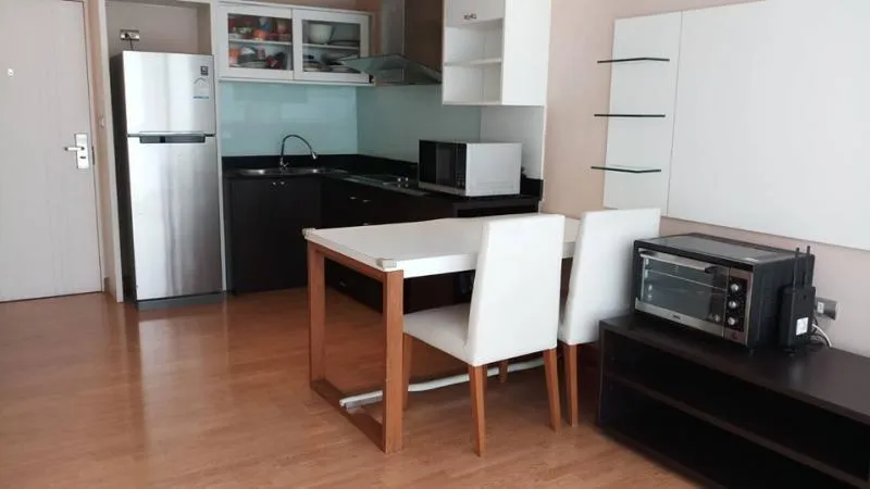 Urgent sale, Tree Condo Luxe Sukhumvit 52, spacious room, new room, next to BTS, ready to move in. Book now !!!