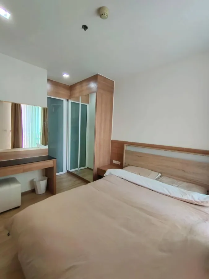 ให้เช่า คอนโด Rhythm Sukhumvit 50 ชั้น 11 วิวโล่ง สบายตา ห้องตกแต่งอยู่ดี มาแต่ตัวเข้าอยู่ได้เลยจ้า