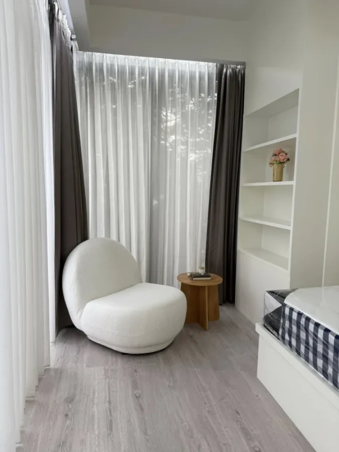 For rent: Siamese Gioia Sukhumvit 31, 2 bedrooms, plenty of living space, good location, fully furnished, reserve now!