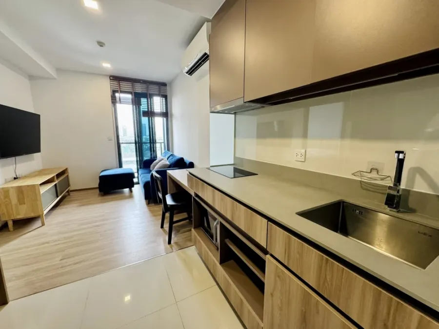 ขาย ให้เช่า Taka haus เอกมัย 12 ยูนิตน้อย ส่วนตัว สงบ ไม่มีตึกบังรอบข้าง มี Build in เฟอร์นิเจอร์อย่างดี จองเลย
