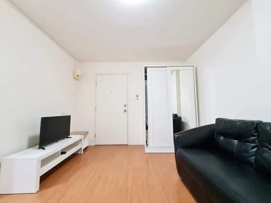 For rent Lumpini Condotown Chonburi - Sukhumvit, ready to move in, fully furnished, just bring your own luggage, book now before you miss out!