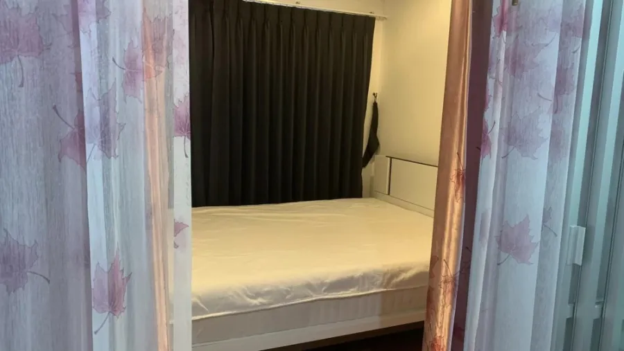 For rent, Lumpini Condo Town Ramintra - Lat Pla Khao, 2 rooms, partitioned complete in one place If interested, hurry up and move.