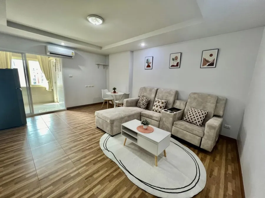 ให้เช่า Happy condo รัชดา 18 ตกแต่งสวย เฟอรื+เครื่องใช้ไฟฟ้าครบ พร้อมจองได้เลยจ้า
