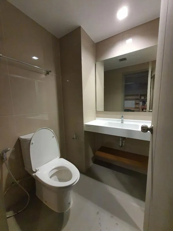 Urgent for rent !! Ideo Sukhumvit 93 Pool View Condo Fully furnished, golden location, near BTS Bang Chak, do not miss !!