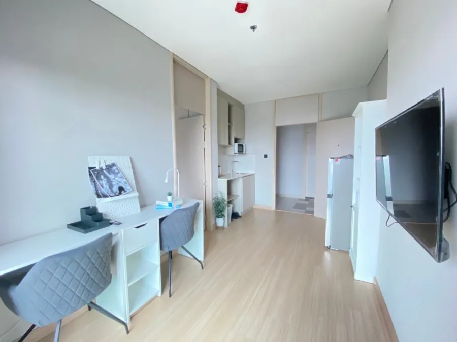 ให้เช่า!! คอนโด ลุมพินี พาร์ค พหล 32 ชั้น 16 ห้องสวย เฟอร์ครบ พร้อมเข้าอยู่ รีบจองเลย!!