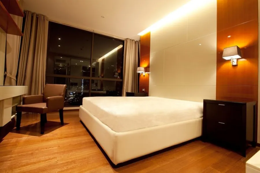 Condo for sale/rent, The Address Sukhumvit 28, high floor, beautiful view, 2 bedrooms, 2 bathrooms, ready to move in, good location, don't wait!!