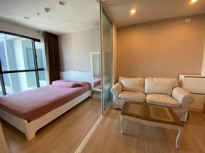 ให้เช่าคอนโด The Base Chaengwattana เครื่องใช้ไฟฟ้าครบครัน ห้องสวย แต่งโทนขาวสะอาดตา สนใจรีบเลยน้า