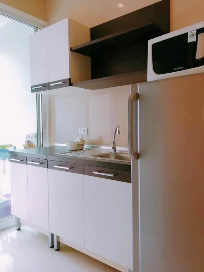 Selling Happy Condo Ladprao 101, auspicious number separating the kitchen Full facilities, hurry up to reserve.