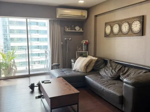 ขาย My Resort Bangkok 2 ห้องนอน 1 ห้องน้ำ ตกแต่งครบ วิวเมือง ติดวอลเปเปอร์ทั้งห้อง ห้ามพลาด