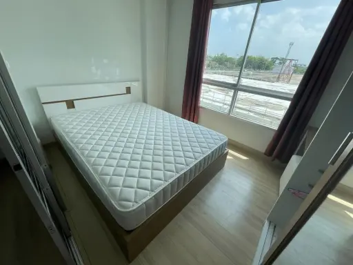 For rent, The Niche ID Rama 2, Phase 1, 3rd floor, airy room, very inviting, say you don't miss it, book now.