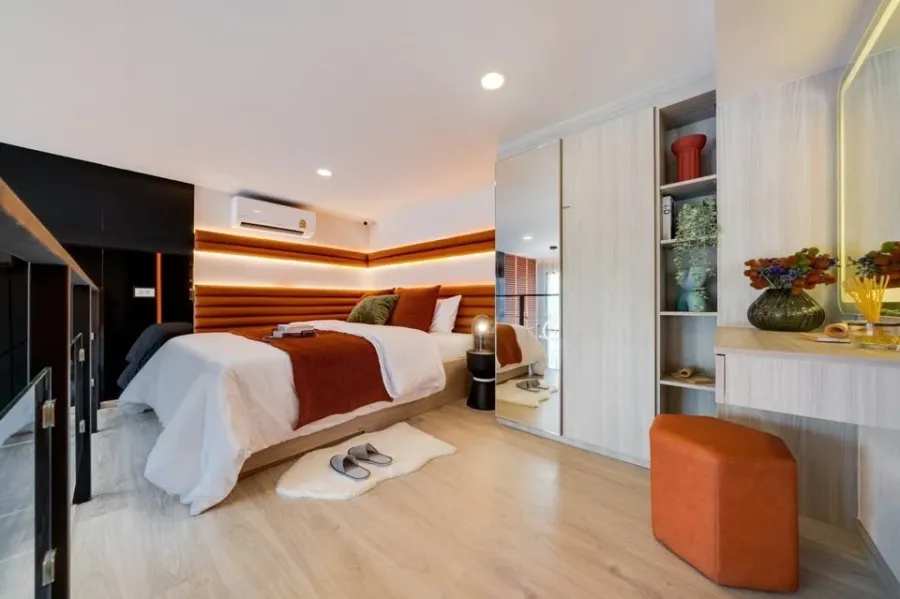 Selling down payment Origin Plug & Play Srinakarin, room not near the elevator, not near the garbage room, beautiful view, facing Jas Urban, hurry up