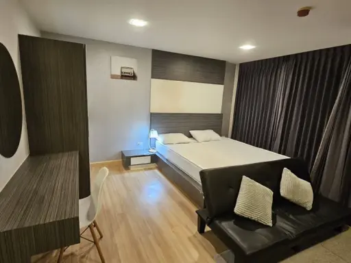 ให้เช่า Living Avenue Bangsaen ห้องชั้น 8 เฟอร์ครบครัน วิวสระว่ายน้ำ รีบจองเลย