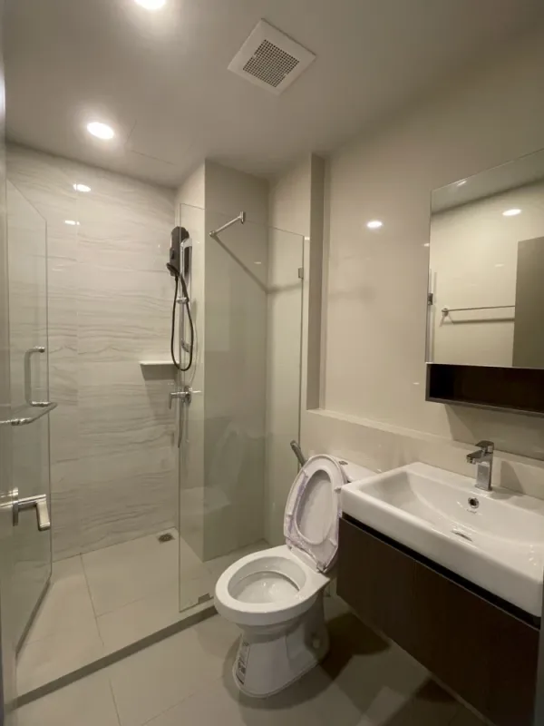 For rent condo Aspire Onnut Station ห้องพร้อมอยู่ เฟอร์ เครื่องใช้ไฟฟ้าครบ มาแต่ตัวเข้าอยู่ได้เลย อย่าพลาด