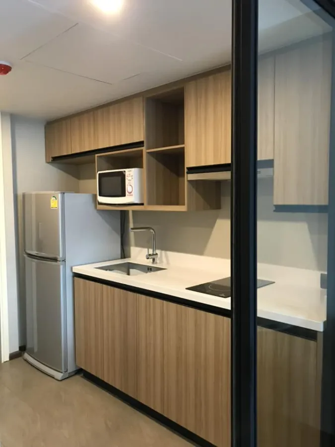 Condo for rent or sale, Na Vara Residence, 6th floor, spacious room, airy, comfortable, decorated nicely, if you don't book, you'll miss out.