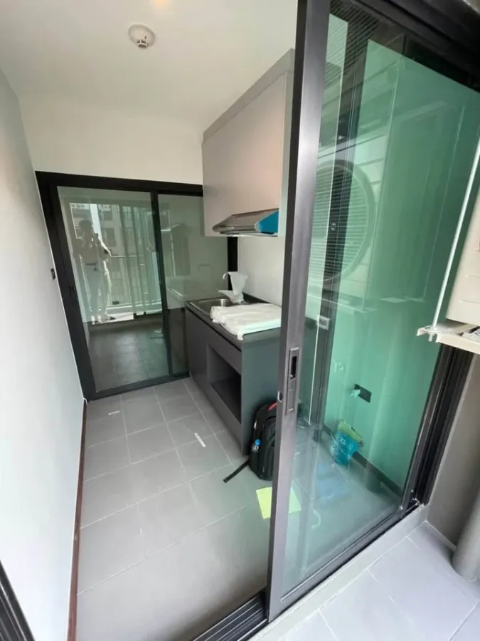 For sale: The Excel Ladprao-Sutthisan, beautiful room with furniture and appliances ready to use, very good location, book first, get it first.