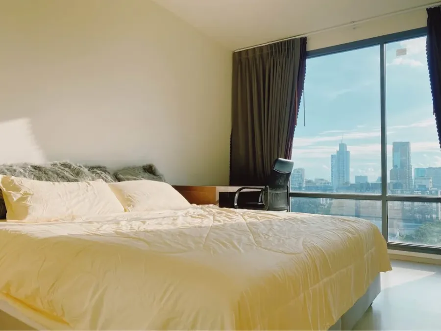 For rent Rhythm Sukhumvit 42, ready to move in, complete with furniture and electrical appliances, just drag your bags and move in.