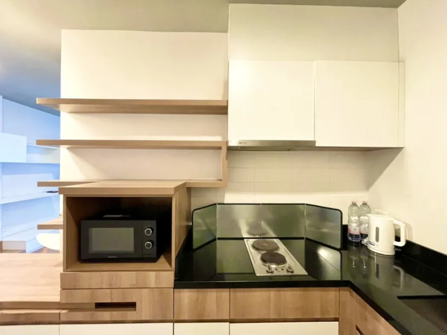 For rent urgently!! Condo Blocs 77, room no. 291/392, 24th floor, pool view Fully furnished, ready to move in. Don't miss it!!