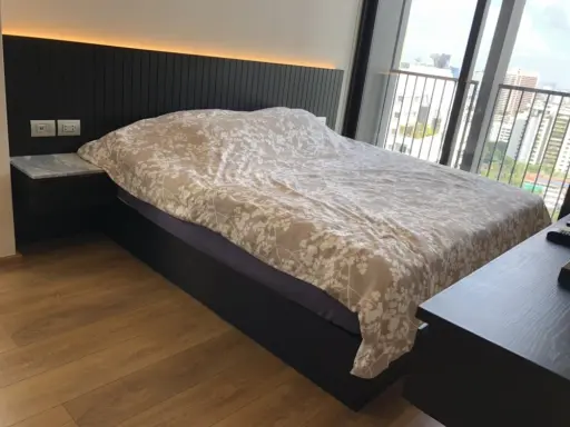 For rent, Noble B Sukhumvit 33 condo, 21st floor, corner room, fully furnished, ready to move in, hurry up and book now, urgently