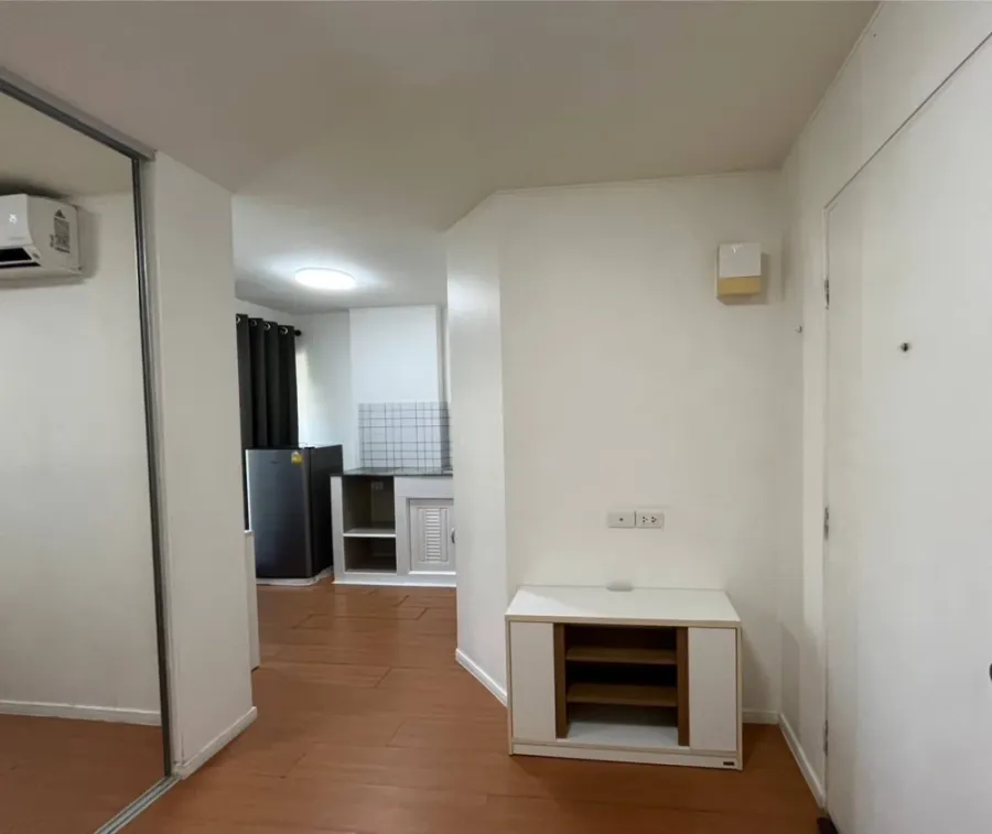 ให้เช่า Lumpini Codotown Chonburi - Sukhumvit ชั้น 8 ห้องแต่งครบ น่าอยู่ จองเลย