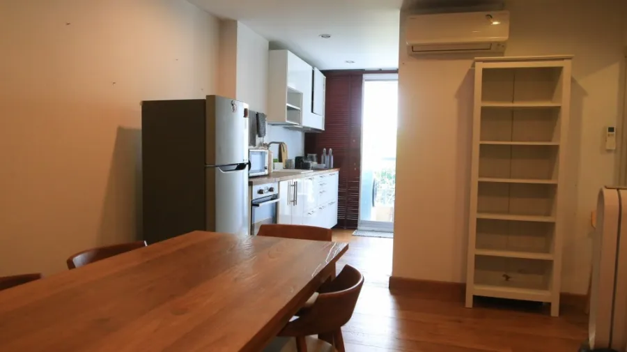 Condo for rent, The Niche Sukhumvit 49, nicely decorated room, furnished, good electrical appliances Hurry up to reserve before you miss it.