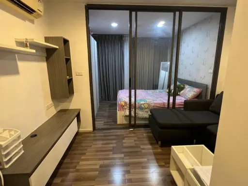 ขาย คอนโด Living Nest Ramkhamhaeng ห้องกั้นเป็นสัดส่วน โซฟานั่งสบายสุดๆ ซื้อลงทุนหรืออยู่เองก็คุ้ม images