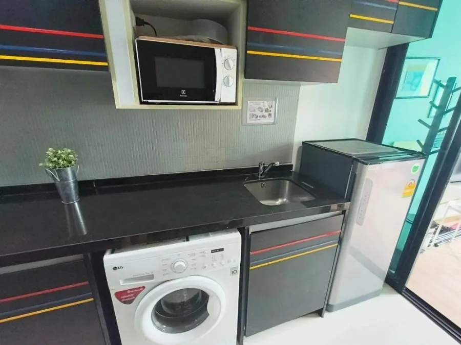 For rent!! Condo Chateau In Town Ratchada 10, 6th floor, beautiful room, fully decorated, ready to move in, hurry up and move!!