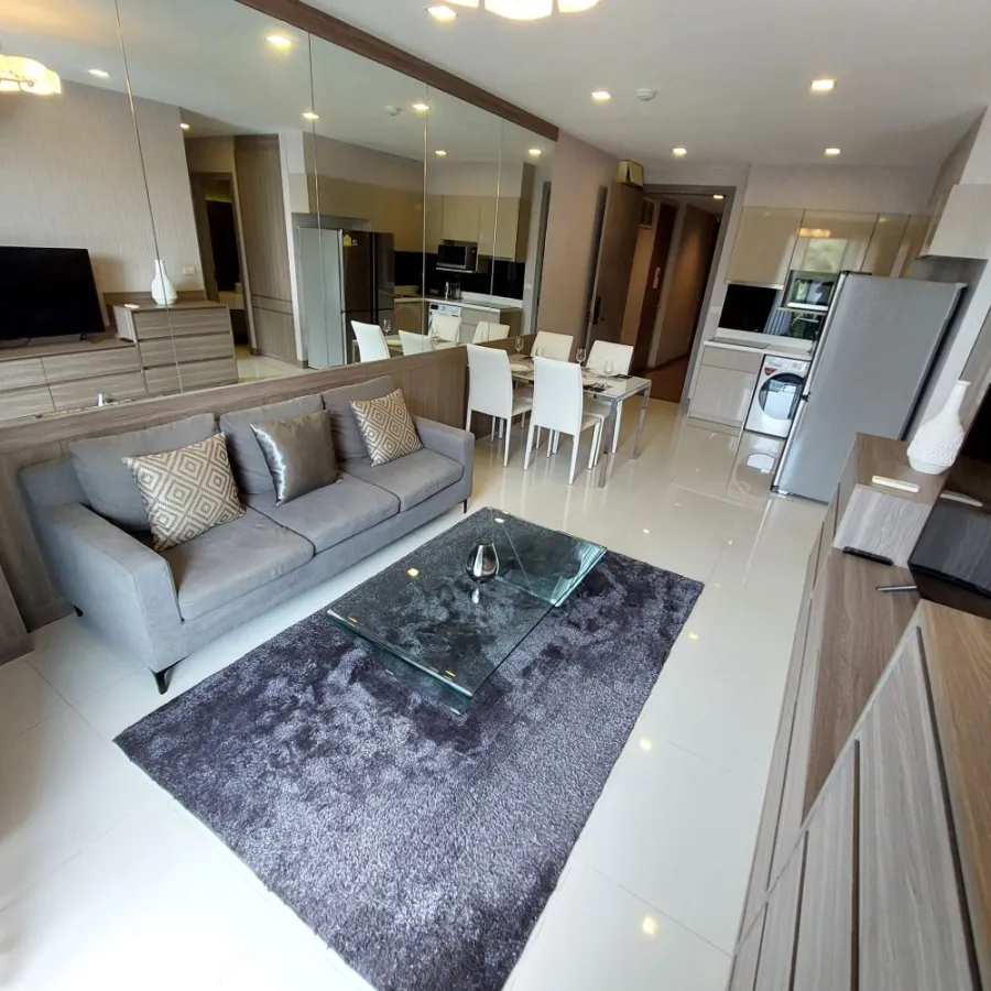Condo for rent, Trapezo Sukhumvit 16, fully furnished, ready to move in, well built-in, hurry and reserve before you miss the opportunity.