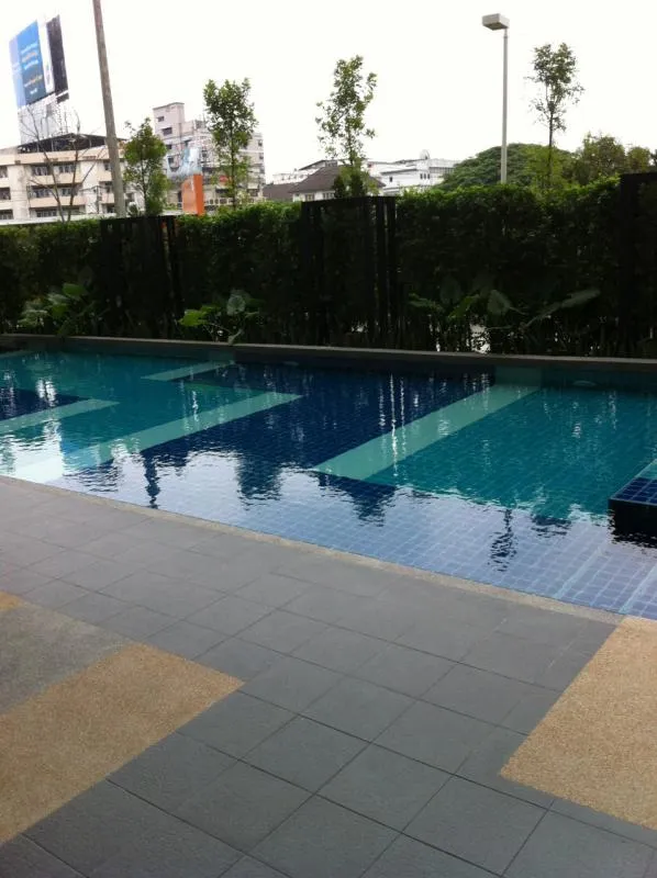 Condo for rent, Lumpini Ville Sukhumvit 77, beautiful room, lots of furniture, beautiful city view, good location, suitable for working people, near BTS.