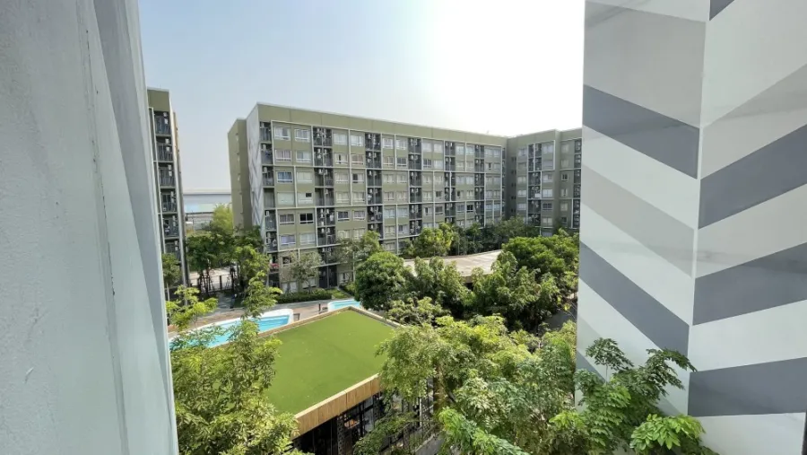 PLUM CONDO Alive 1 with furniture and electrical appliances, 5th floor, pond view, book now