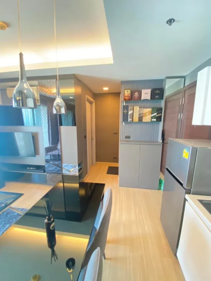 Condo for sale, True Thonglor, beautiful view, new built-in room, very good room, fully furnished Can't miss it