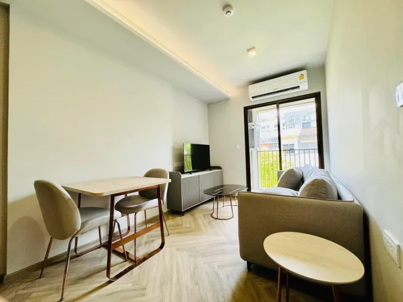 ให้เช่า Chapter Thonglor 25 1 ห้องนอน 1 ห้องน้ำ พื้นที่ใช้สอยเยอะ เฟอร์ครบครัน ทำเลดี รีบจองเลยตอนนี้