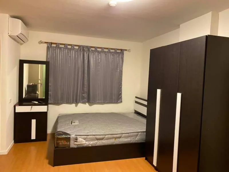 If you are looking for a good and cheap room, this is it!! Lumpini Township, Rangsit-Khlong 1, this room is fully equipped, ready to move in. Urgent!!!