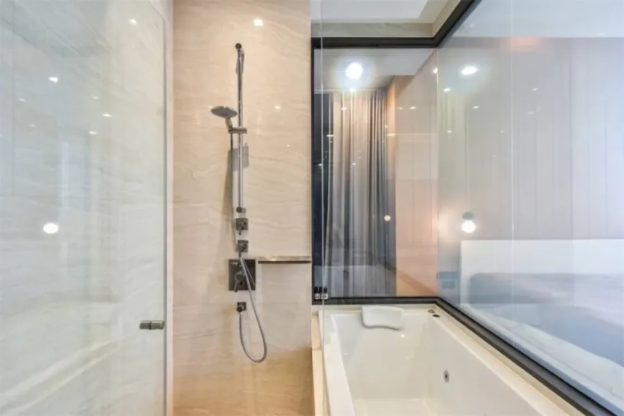 ขาย ให้เช่า คอนโด Ashton Silom ห้องตกแต่งครบ บิ้วอิน เฟอร์ เครื่องใช้ไฟฟ้าอย่างดี ชั้น22 วิวพูลแมน จองเลย
