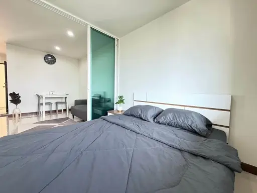 For rent: Country Ville Resort Condominium, ready to move in, furnished and equipped with appliances, affordable price. Hurry and reserve now before i