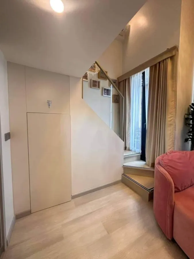 For rent, Knightsbridge Prime Sathorn, 31st floor, very high, decorated with built-in pink tones, very beautiful and sweet. Move now, don't hesitate.