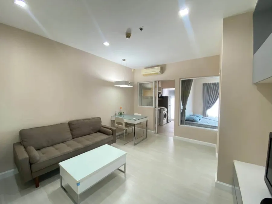 ให้เช่า The Room Rathcada-Ladprao ห้องมุมทิศเหนือให้ความเป็นส่วนตัว ในทำเลดี พื้นที่ใช้สอยเยอะ ห้ามพลาด