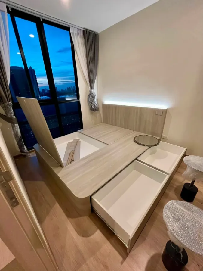 Condo for sale, Noble New District Arnine, size 26 sq m., 19th floor, complete amenities, book now.