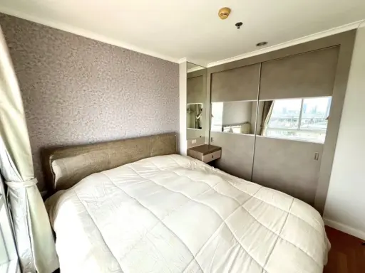 For sale: Lumpini Park Riverside - Rama 3, beautiful room, high floor, full river view, with gorgeous wallpaper. Don't miss it! images