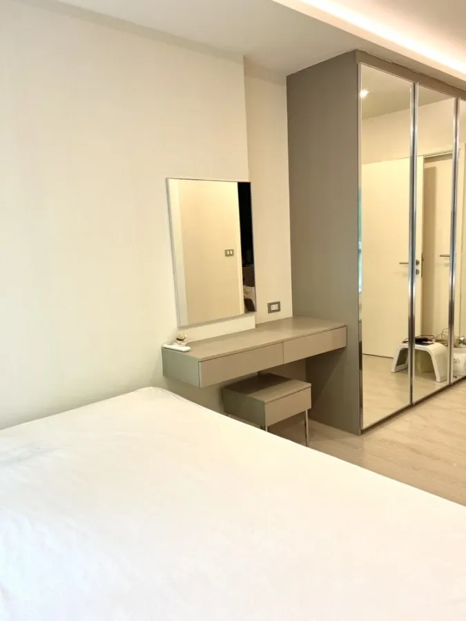 Urgent sale!! Condo Vtara Sukhumvit 36, 1st floor, Building A, beautiful unit, fully furnished, ready to move in immediately. Reserve now!!