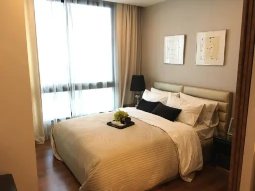 Condo for rent, The metropolis, nice decorated room, 14th floor, has a high view, comes with a great price If you miss it, you will regret it.