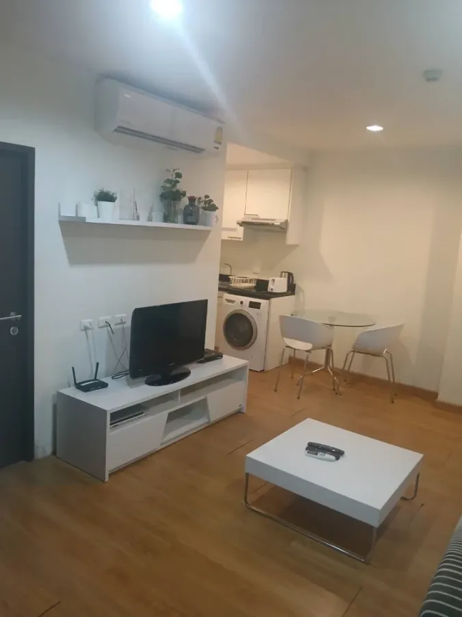 ขายด่วนๆ The Address Sukhumvit 42 ห้องพร้อมอยู่ พื้นที่ใช้สอยเยอะ รีบมาจับจองเลย อย่าพลาดเด็ดขาด