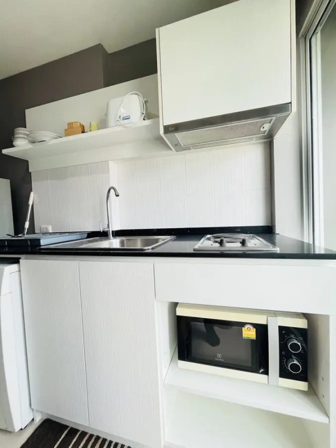 For rent, Aspire Rama 9, the room is very nice, the most beautiful view, fully furnished. Good like this, you need to reserve it quickly.