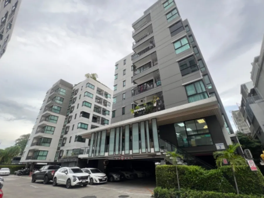 For sale, for rent!! Condo Wynn Ladprao-Chokchai 4, 8th floor, Building A (corner room), fully furnished, ready to move in, don't miss it!!