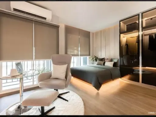 Selling down payment Place 168 Pinklao, corner room, Building C, swimming pool view, prime location, hurry and reserve before you miss out.