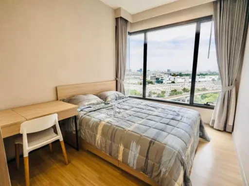 For rent M Chatuchak 2 bedrooms can pet Private corner room, beautiful view, fully furnished. If interested, hurry up.