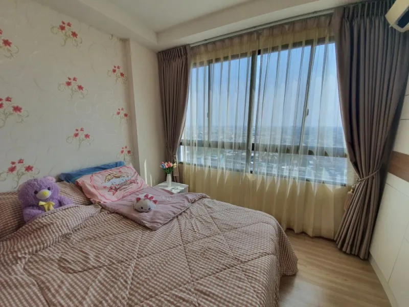 ปล่อยเช่า J condo สาธร-กัลปพฤกษ์ ห้องน่าอยู่ ติดวอลเปเปอร์ทั้งห้อง มีครบจบที่นี่ รีบมาจองเลยจ้า