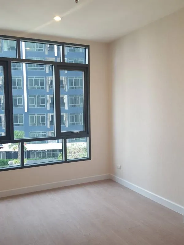 Woww Condo for rent, Metro Sky Prachachuen, 1 bedroom, 9th floor, amazing pool view. Affordable price. Urgent rent.